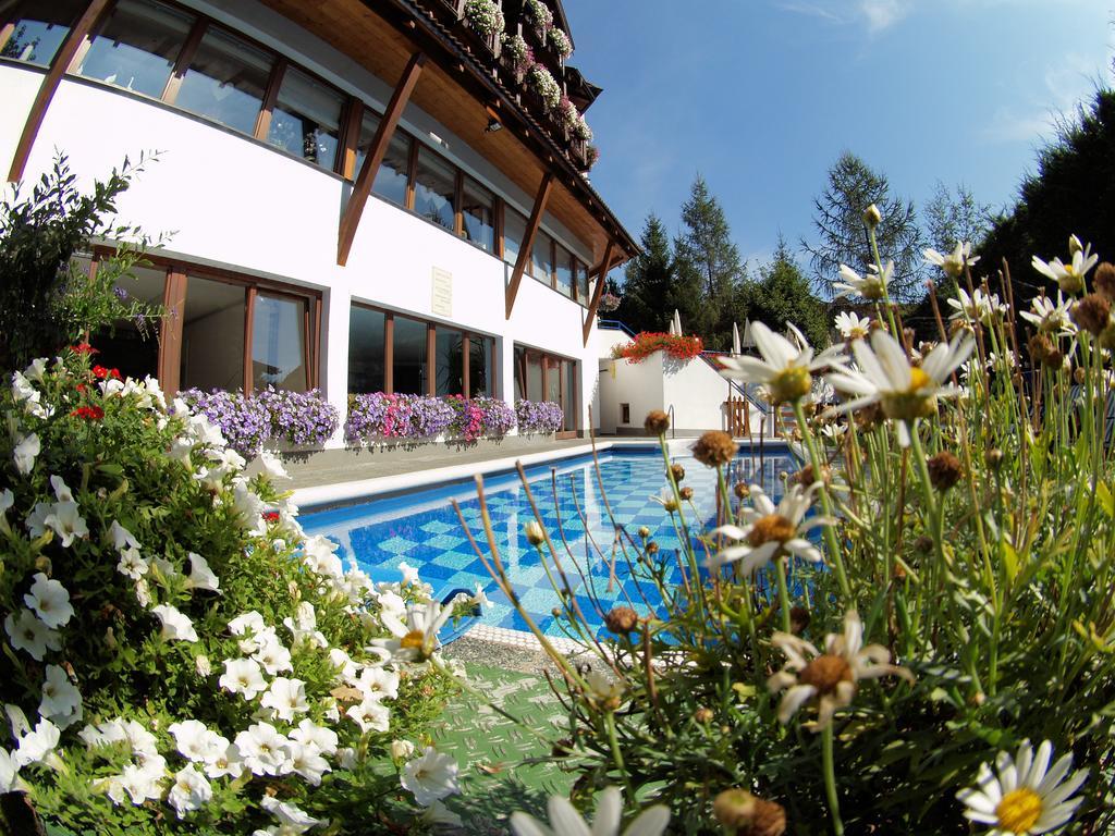 Hotel Montana ارزل ام بيتزتال المظهر الخارجي الصورة